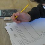 Tras aplazo masivo de estudiantes, el MEC del Paraguay intenta ocultar su examen