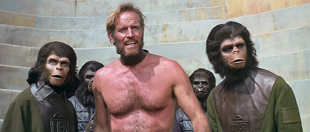 escena de la película del Planeta de los simiios de 1968